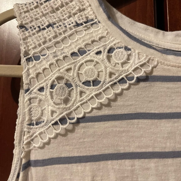 LOFT - Petite S - Picture 2 of 8